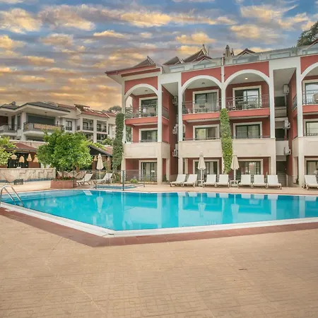 Aparthotel Grand Aquarium 3*
