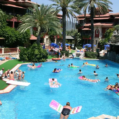 Grand Aquarium Lägenhetshotell Marmaris