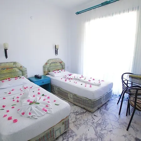Grand Aquarium Aparthotel 3*