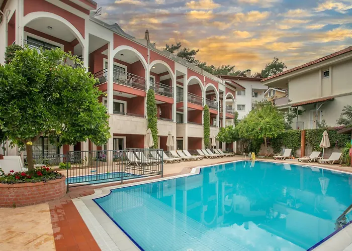 Grand Aquarium Aparthotel