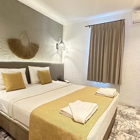 Grand Aquarium Aparthotel