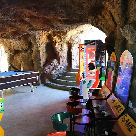 Grand Aquarium Aparthotel 3*